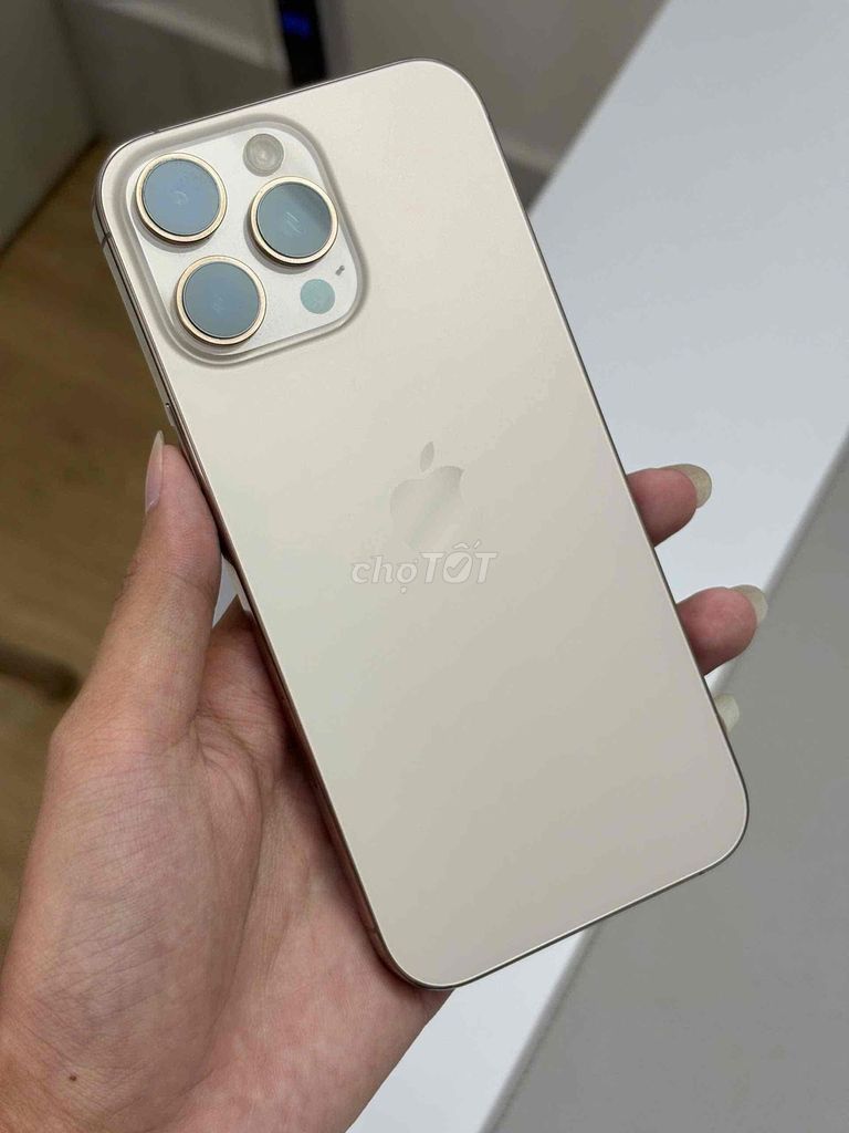 iPhone 16 Pro Max 256GB Vàng Việt Nam pin 87%. Mua bán Điện thoại tại Quận Ninh Kiều Cần Thơ được đăng bởi 01 STORE Chuyên iPhone Lock Cần Thơ  hình 1