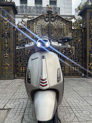 VESPA Sprint 2015 Mấy Móc Zin Áo Dọn New TFT. Mua bán Xe máy tại Quận Bình Thạnh Tp Hồ Chí Minh được đăng bởi Mai văn giang