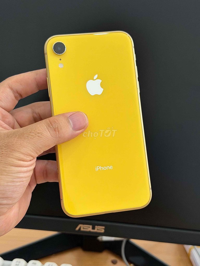 Apple iPhone XR 64GB Vàng Mỹ Quốc Tế 7979. Mua bán Điện thoại tại Quận Ninh Kiều Cần Thơ được đăng bởi Cầm Đồ Tấn Lợi hình 1