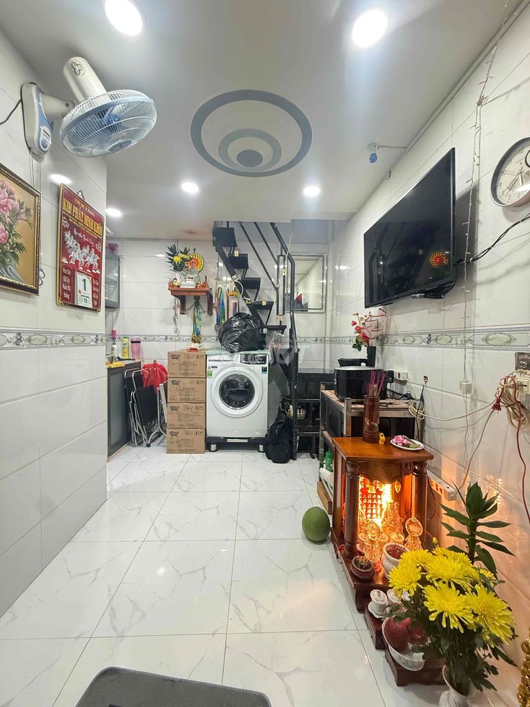 Nhà nhỏ xinh xinh..Sử dụng 24m2..Hẻm 3m, pháp lý cực chuẩn tại Q.7