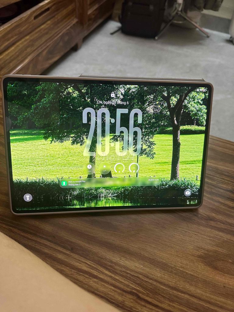 Honor Magic Pad 2 OLED Mỏng nhẹ. Mua bán Máy tính bảng tại Quận Ngũ Hành Sơn Đà Nẵng được đăng bởi Huynh Quan hình 1