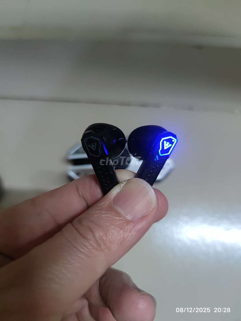 Tai nghe Bluetooth dòng ear bud giá rẻ. Mua bán Tivi, Âm thanh tại Thành phố Vũng Tàu Bà Rịa - Vũng Tàu được đăng bởi Long hình 1