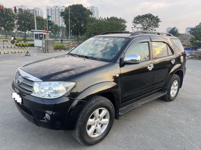 Toyota Fortuner 2011 2.7L Đen 180000 km. Mua bán Ô tô tại Quận Bắc Từ Liêm Hà Nội được đăng bởi Anh Tú