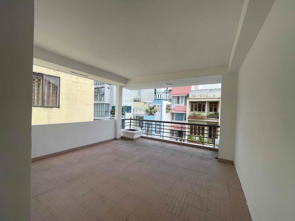 BÁN NHÀ MẶT TIỀN đừơng Đồng Nai , Q Tân Bình , Tp HCM