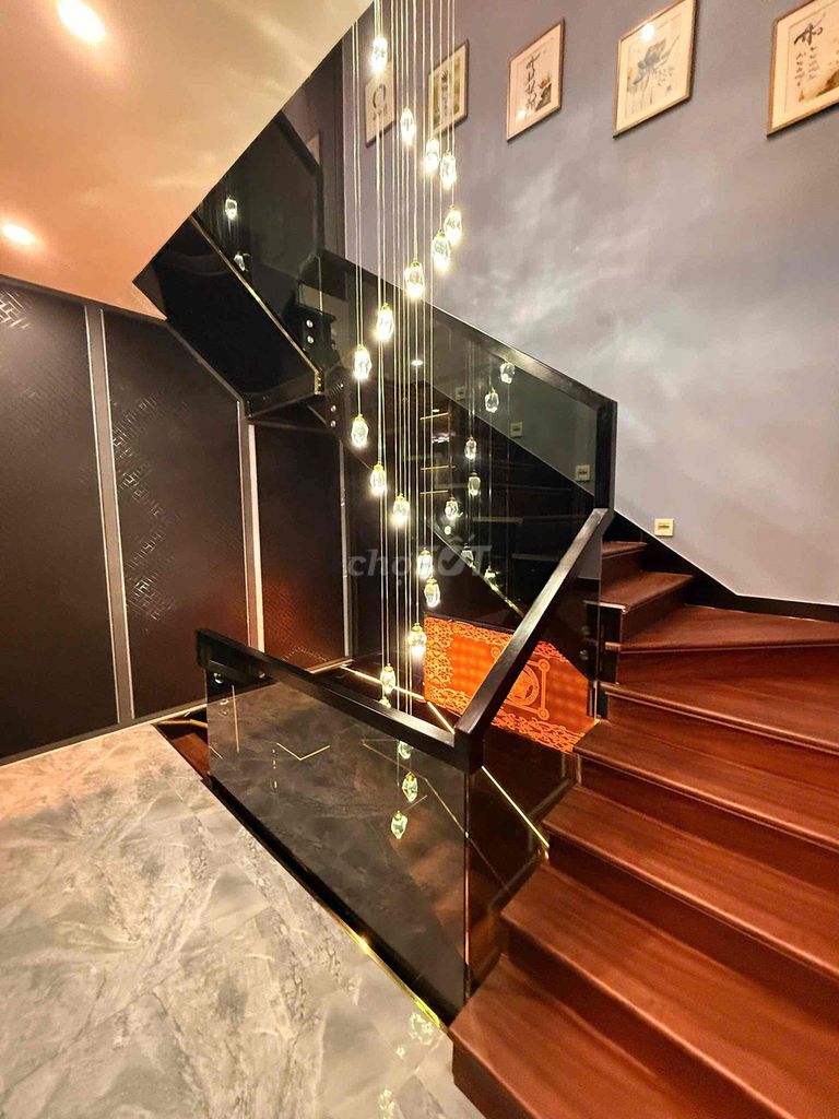 Красивый дом с 4 спальнями в районе Euro Villa