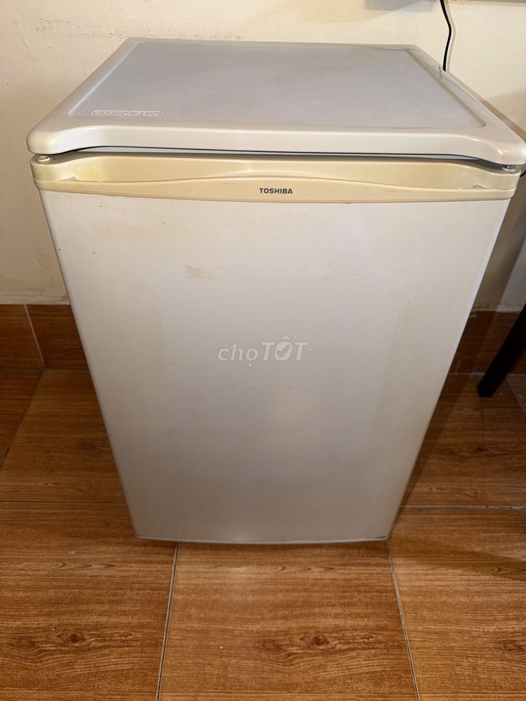 Tủ lạnh Toshiba 90 lít Trắng. Mua bán Tủ lạnh tại Quận Ninh Kiều Cần Thơ được đăng bởi thuy ma hình 1