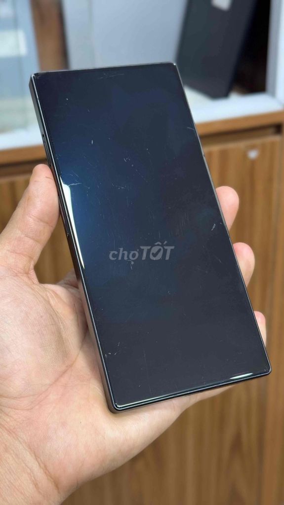 red magic 8 pro 12/256G xách tay black gluu. Mua bán Điện thoại tại Quận Hai Bà Trưng Hà Nội được đăng bởi khmobile hình 2