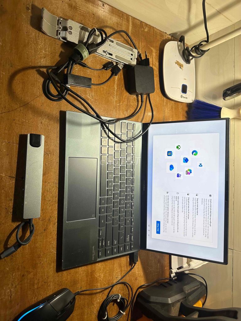 Asus Zenbook 14 i5 8GB/256GB Đen Like New. Mua bán Laptop tại Huyện Cư M'gar Đắk Lắk được đăng bởi Lê Xuân Đông hình 1