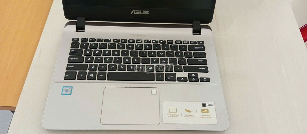 ASUS VivoBook i3-8100U 14 inch RAM 8GB/128GB . Mua bán Laptop tại Quận 7 Tp Hồ Chí Minh được đăng bởi Phong Lâm hình 1