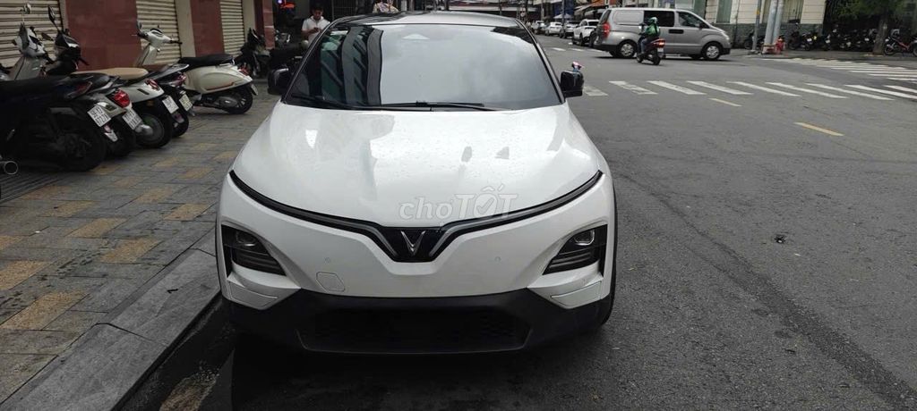 VinFast VF6 Plus 2026 Белый 10.000 км