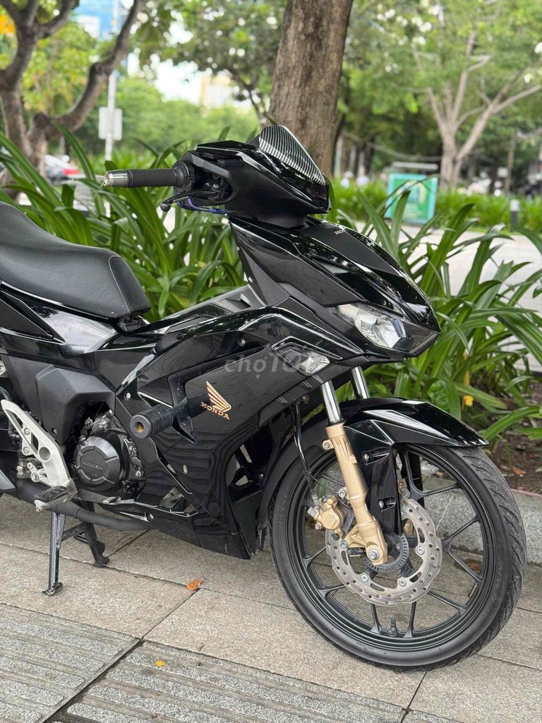 Winner X 150 ABS V3 2023 Глянцевый черный 17 000 км