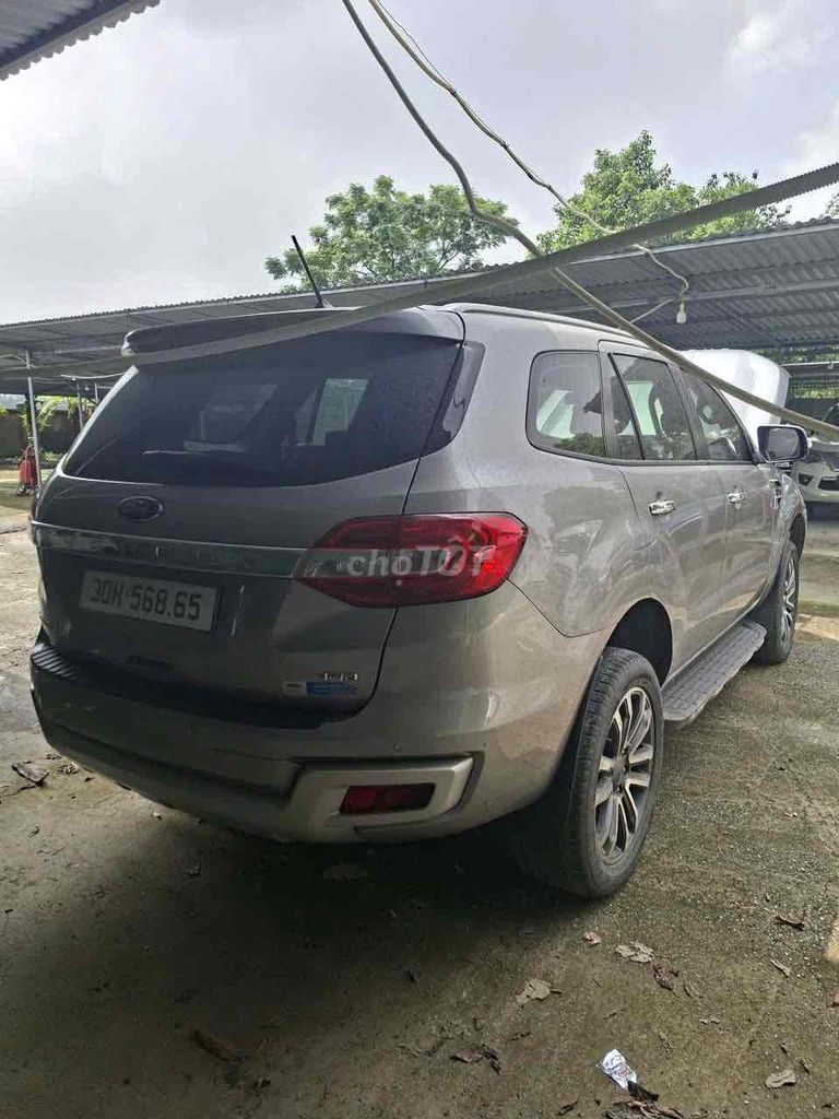 Ford Everest 2021 Titanium 2.0L 4x2 AT - 81361 km. Mua bán Ô tô tại Thành phố Hạ Long Quảng Ninh được đăng bởi Chuyên phát mại tài sản Ngân hàng hình 7