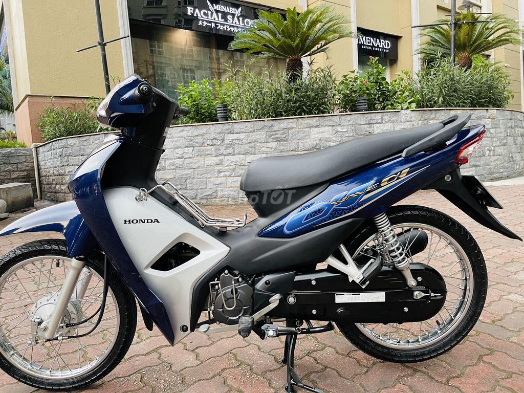 Синий мотоциклетный двигатель Honda Wave a 110 1 владелец