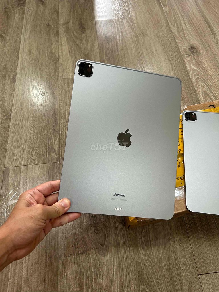 Pro 12.9” M2 256G Wifi 99.99% Ios 16.4 - Pin 96%. Mua bán Máy tính bảng tại Quận Đống Đa Hà Nội được đăng bởi Hoàng Điển Trai Long hình 1