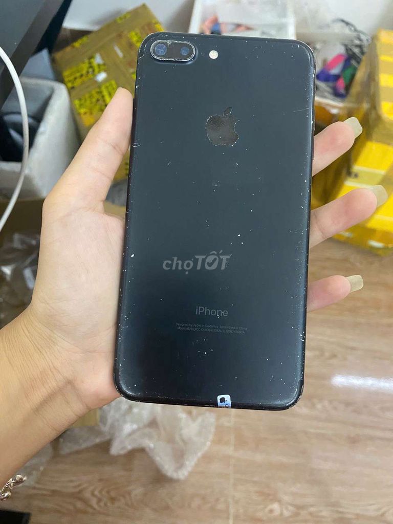 iPhone 7plus, 32g, nứt kính, k sim. Mua bán Điện thoại tại Thành phố Thủ Dầu Một Bình Dương được đăng bởi Phước Mobile hình 1