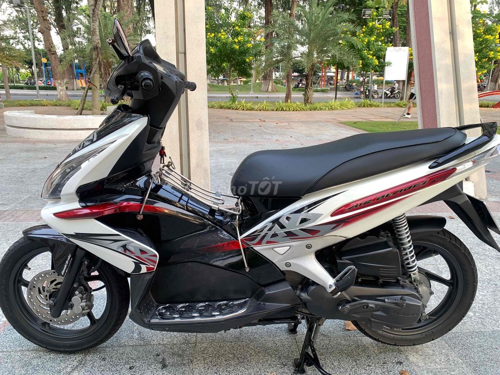 Air Blade 110 Fi. Mua bán Xe máy tại Thành phố Bến Tre Bến Tre được đăng bởi Gia hưng hình 4