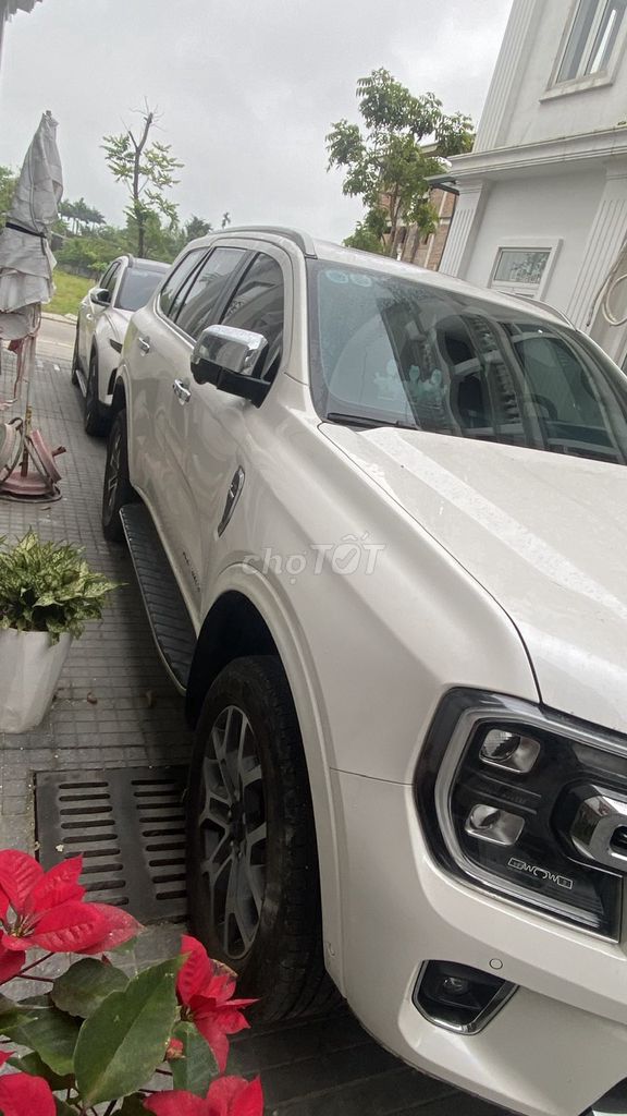 Ford Everest 2023 Titanium+ 2.0L AT 4x4 - 60000 km. Mua bán Ô tô tại Quận Hà Đông Hà Nội được đăng bởi Country and peoples Viet Nam hình 6