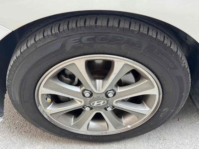 Hyundai i10 2015 1.2 STD 100.000 km