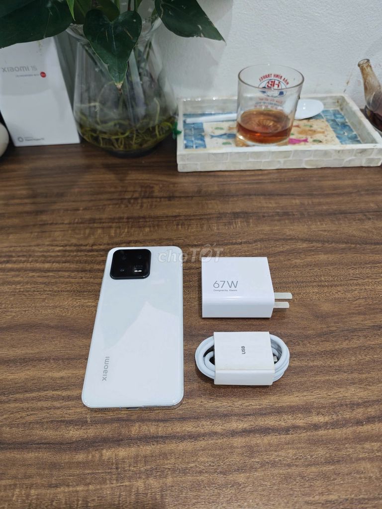 Xiaomi Mi 13 5G 8/256 Trắng sạc 67w có ship COD. Mua bán Điện thoại tại Quận Hoàng Mai Hà Nội được đăng bởi Trần Ngọc Hiếu hình 1