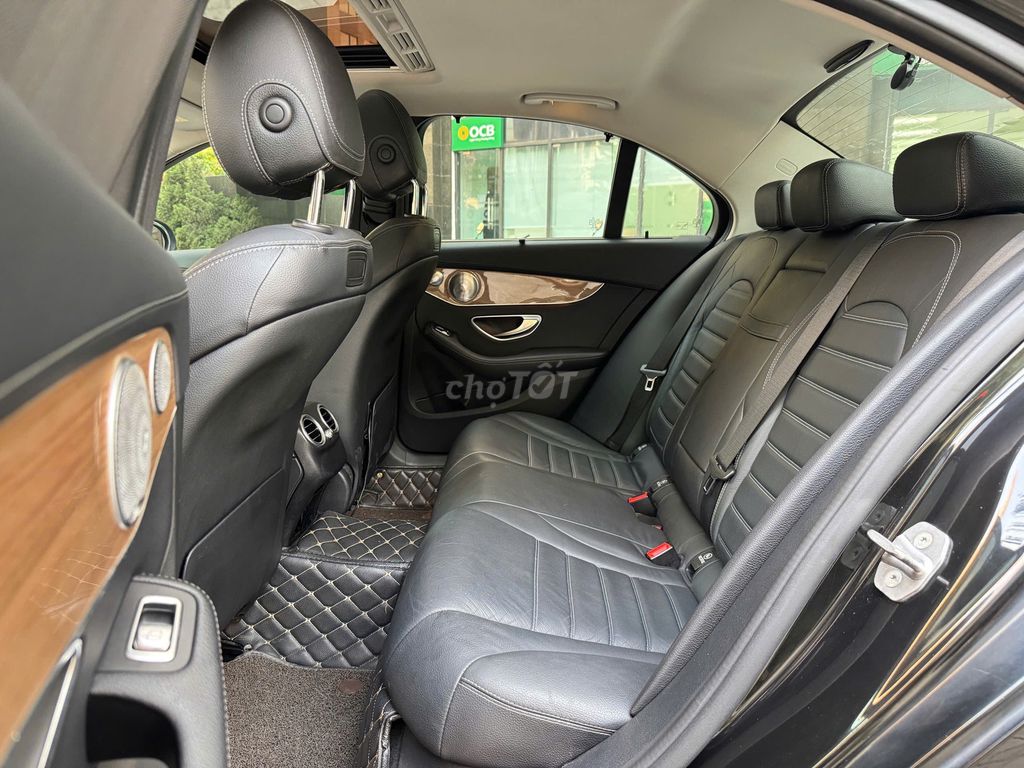 Mercedes-Benz C250 Exclusive 2018 Đen. Mua bán Ô tô tại Quận Thanh Xuân Hà Nội được đăng bởi Nguyễn Tuấn Hoàng hình 15