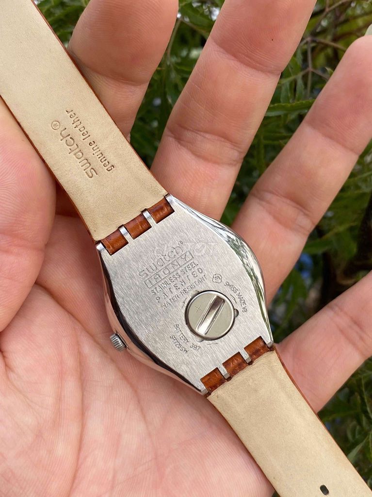 Đồng hồ Swatch Unisex Da Nâu 37mm. Mua bán Đồng hồ tại Huyện Thuỷ Nguyên Hải Phòng được đăng bởi Kim Huệ  hình 1