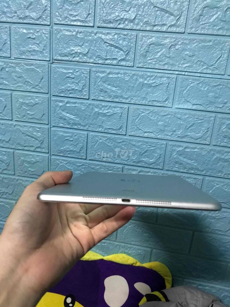 ipad Ari 1. Mua bán Máy tính bảng tại Quận 8 Tp Hồ Chí Minh được đăng bởi ThanhTuấn hình 3