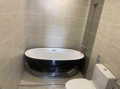 (Hàng mới 100% như hình) Thanh lý bồn tắm. Mua bán Thiết bị vệ sinh, nhà tắm tại Quận Bình Tân Tp Hồ Chí Minh được đăng bởi Durovin showroom chính hãng