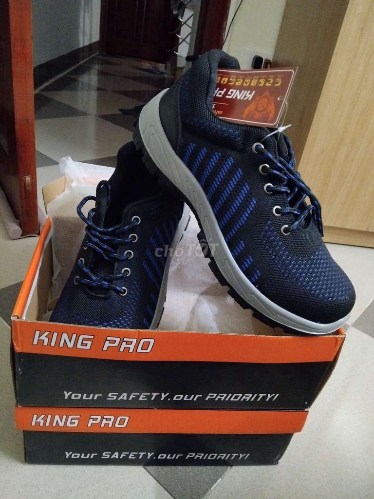 Giày thể thao KING PRO Nam size 43 Đen, Xanh. Mua bán Giày dép tại Quận Hoàng Mai Hà Nội được đăng bởi Huyền Linh hình 1