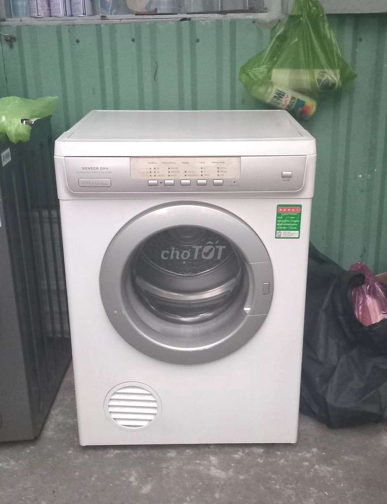 Thanh lý máy sấy electrolux 7kg chạy tốt có ship