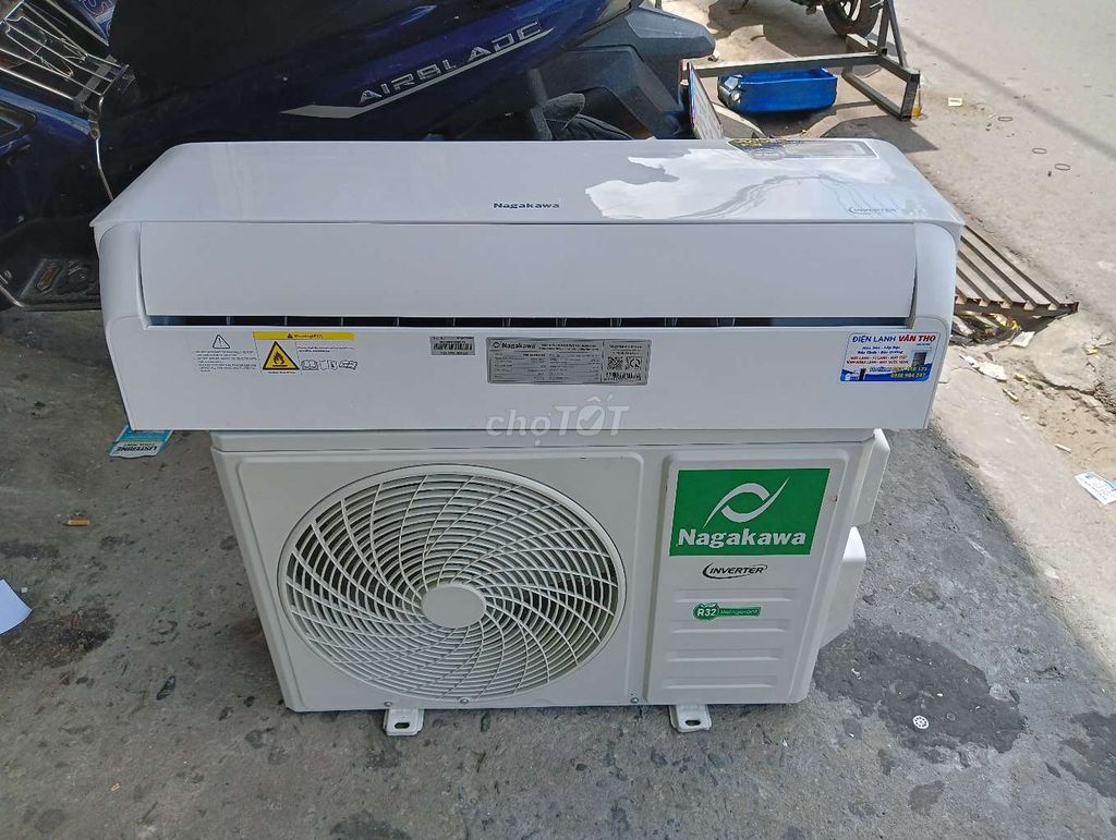 Bán máy lạnh 1hp inverter mới mua 5 tháng