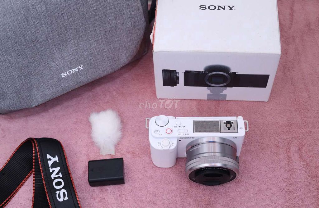 Sony ZVE10 + Kit 16-50 Fullbox LIKE NEW 99%.