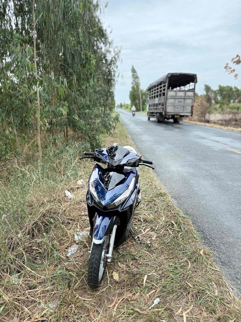 Honda Vario синий скутер