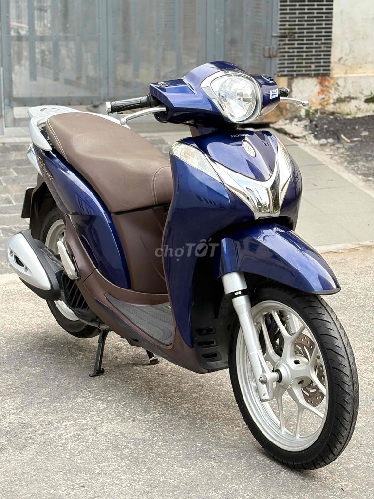 Honda SH Mode 2015 синий, номера Хошимина, от собственника, мал. пробег