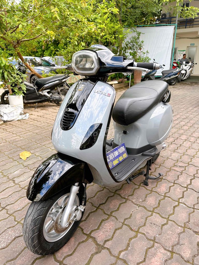 Vespa đèn vuông càng đúc ắc quy 2025. Mua bán Xe điện tại Quận Bắc Từ Liêm Hà Nội được đăng bởi Xe điện Bình Phương hình 4
