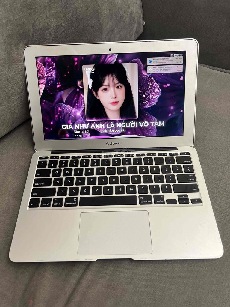 Apple Macbook Air 2015 I5 4GB/128GB Bạc. Mua bán Laptop tại Quận Đống Đa Hà Nội được đăng bởi HQ Computer hình 1