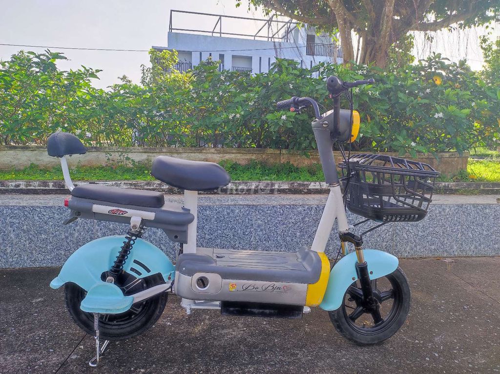 Xe đạp điện nhỏ gọn xinh xắn rất đẹp. Mua bán Xe điện tại Thành phố Vĩnh Long Vĩnh Long được đăng bởi thùy dương hình 4