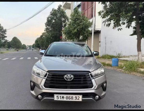 Toyota Innova 2022