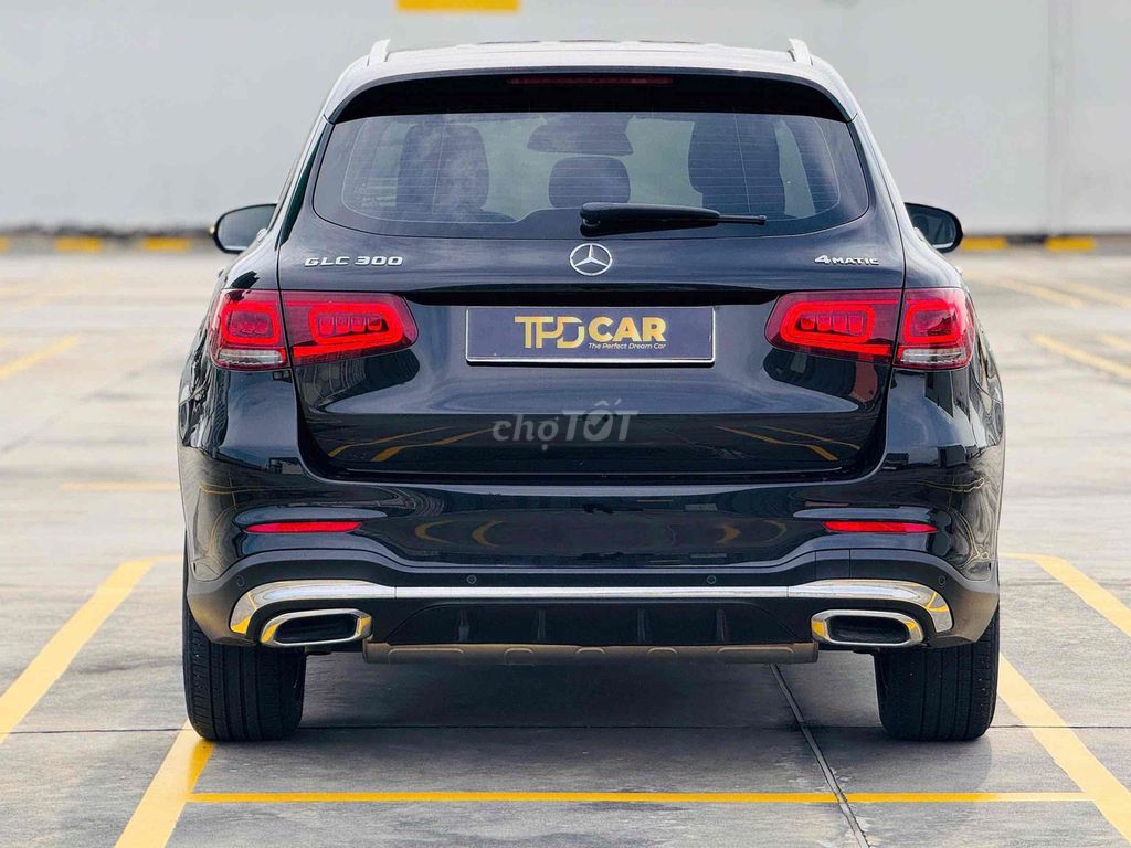 Mercedes Benz GLC300 V1 2022 - 39000 km. Mua bán Ô tô tại Quận Bình Tân Tp Hồ Chí Minh được đăng bởi Lê Minh Quý hình 4