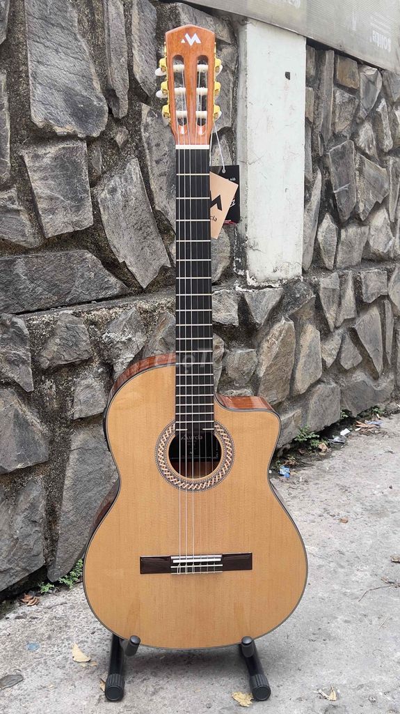 Đàn guitar classic Murcia T1-CE. Mua bán Nhạc cụ tại Thành phố Biên Hòa Đồng Nai được đăng bởi Nhạc Cụ FO Music Biên Hoà hình 1