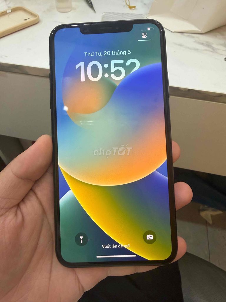 iPhone 11 Pro Max 64GB Xanh lá. Mua bán Điện thoại tại Quận Liên Chiểu Đà Nẵng được đăng bởi Minh Ngọc Đặng hình 1