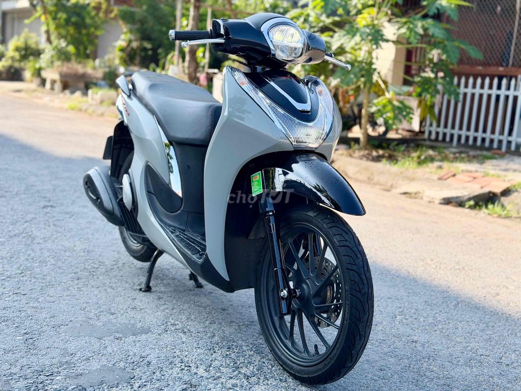 Honda SH mode 2023 Серый