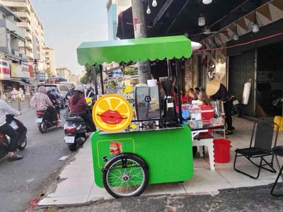 TUYỂN NHÂN VIÊN CA SÁNG