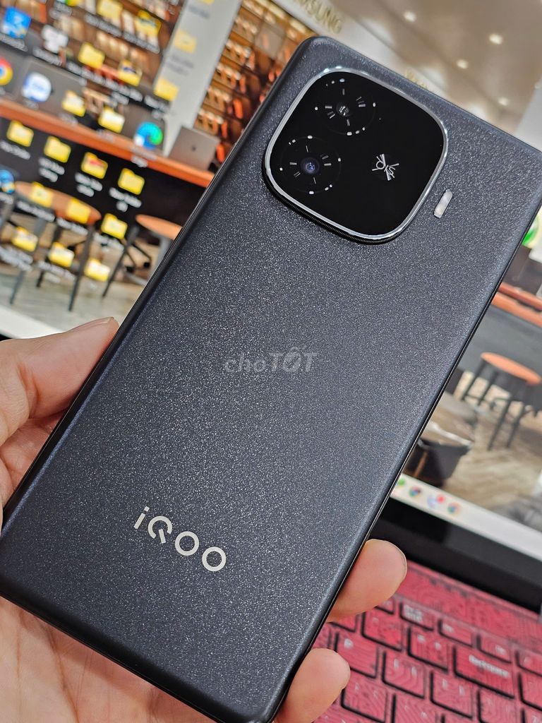 Vivo iqoo Z9 Turbo Pro Plus 5G (16-256Gb) Đốm màn