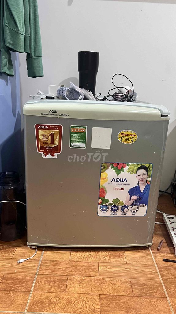 Tủ lạnh Aqua AQR-55AR 50 lít Xám. Mua bán Tủ lạnh tại Thành phố Thủ Đức Tp Hồ Chí Minh được đăng bởi Di Hu Hoa Tung hình 1