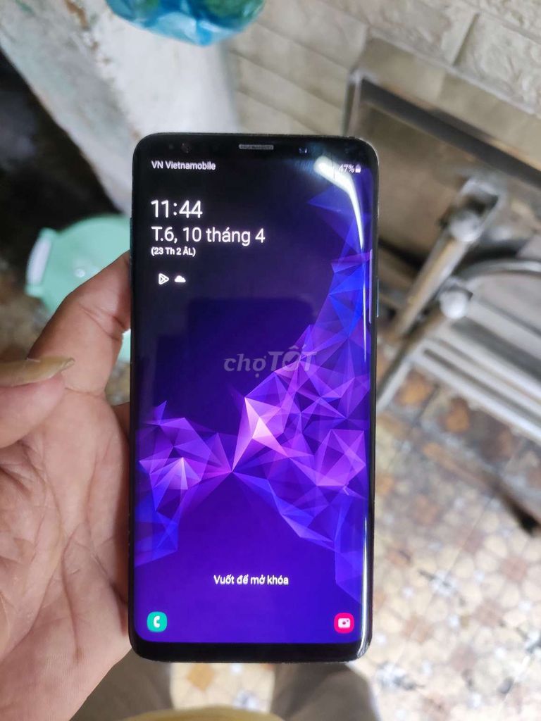 Samsung Galaxy S9 Plus 2 Sim Vân Tay Sony Mới. Mua bán Điện thoại tại Quận 3 Tp Hồ Chí Minh được đăng bởi Thúy Hoàng  hình 1