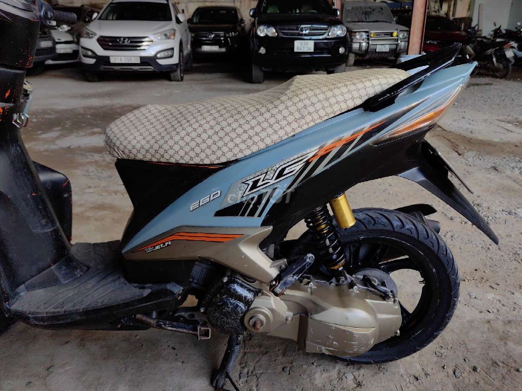 Yamaha Luvias Xám đỏ. Mua bán Xe máy tại Quận Tân Bình Tp Hồ Chí Minh được đăng bởi Trung hình 6