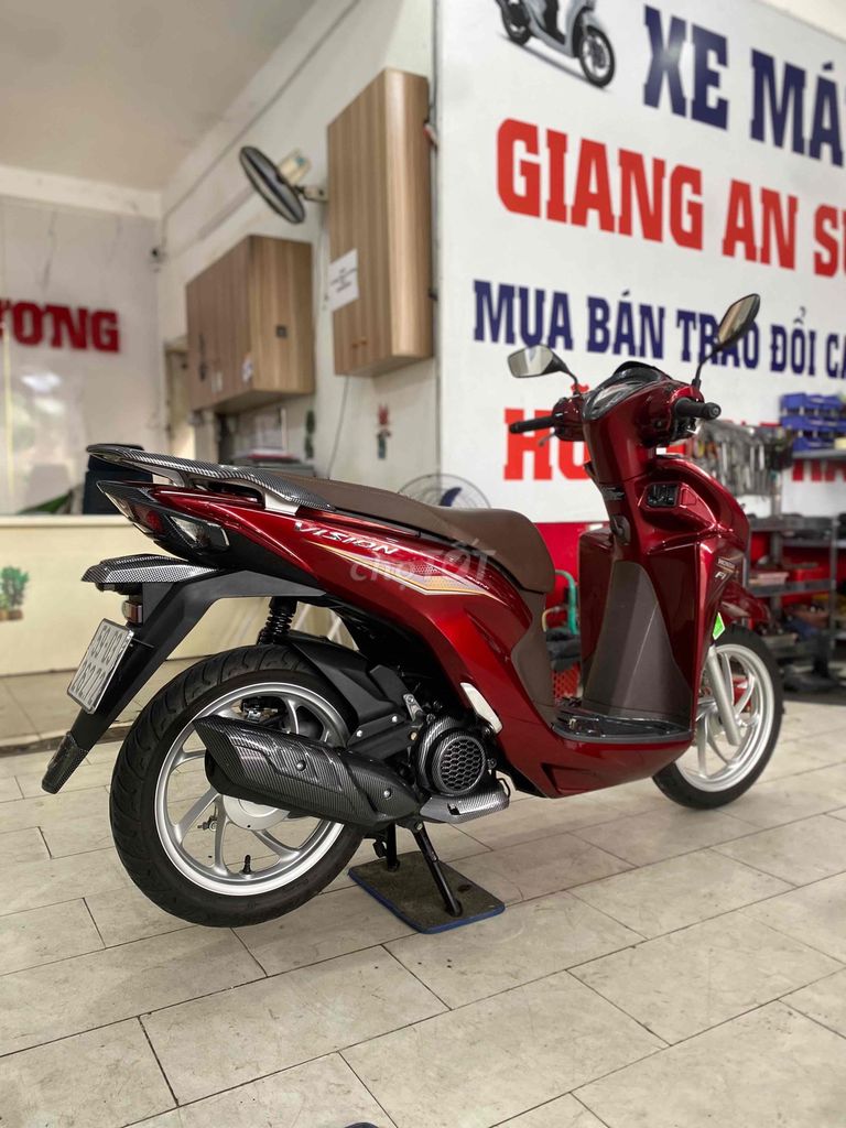 Honda Vision 110 đk 2022 màu đỏ đen BSTP. Mua bán Xe máy tại Quận 12 Tp Hồ Chí Minh được đăng bởi Xe Máy Hoàng Giang An Sương  hình 5