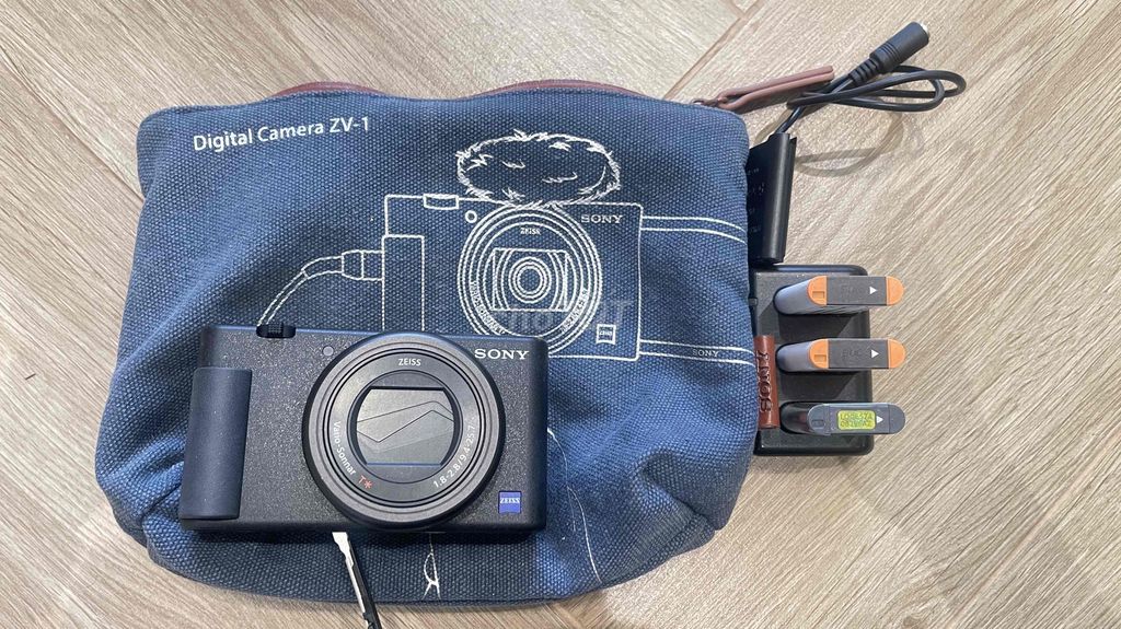 Máy ảnh Sony ZV-1 Đen ZV1. Mua bán Máy ảnh, Máy quay tại Quận Gò Vấp Tp Hồ Chí Minh được đăng bởi Leon Tran hình 1