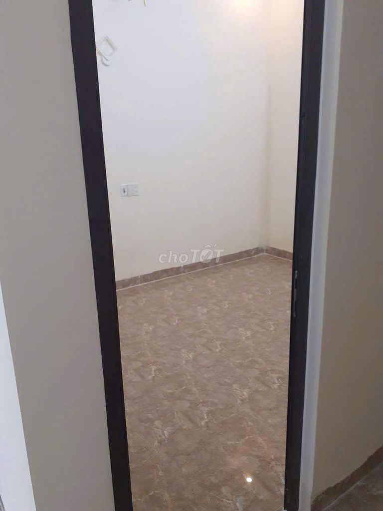 Chính chủ cho thuê nhà mặt 621 Núi Thành, Đà Nẵng. Mặt tiền KD sầm uất. Cho thuê văn phòng, mặt bằng kinh doanh tại Quận Hải Châu Đà Nẵng được đăng bởi Bảo 5/1 Gia hình 4