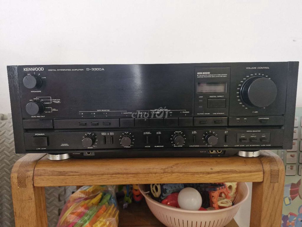 Amply kenwood d-3300a.